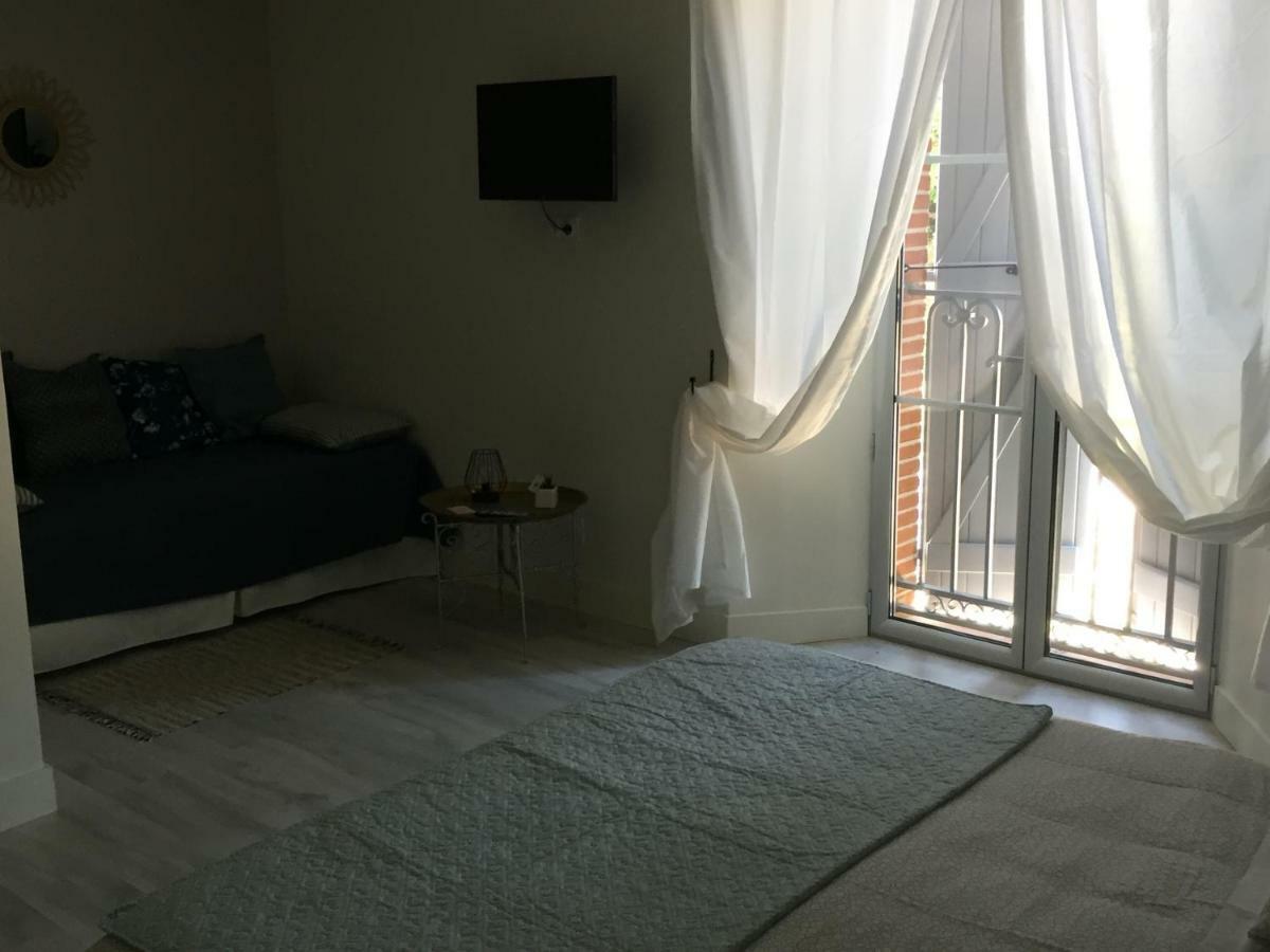לינה וארוחת בוקר Caraman Domaine En Castanet מראה חיצוני תמונה